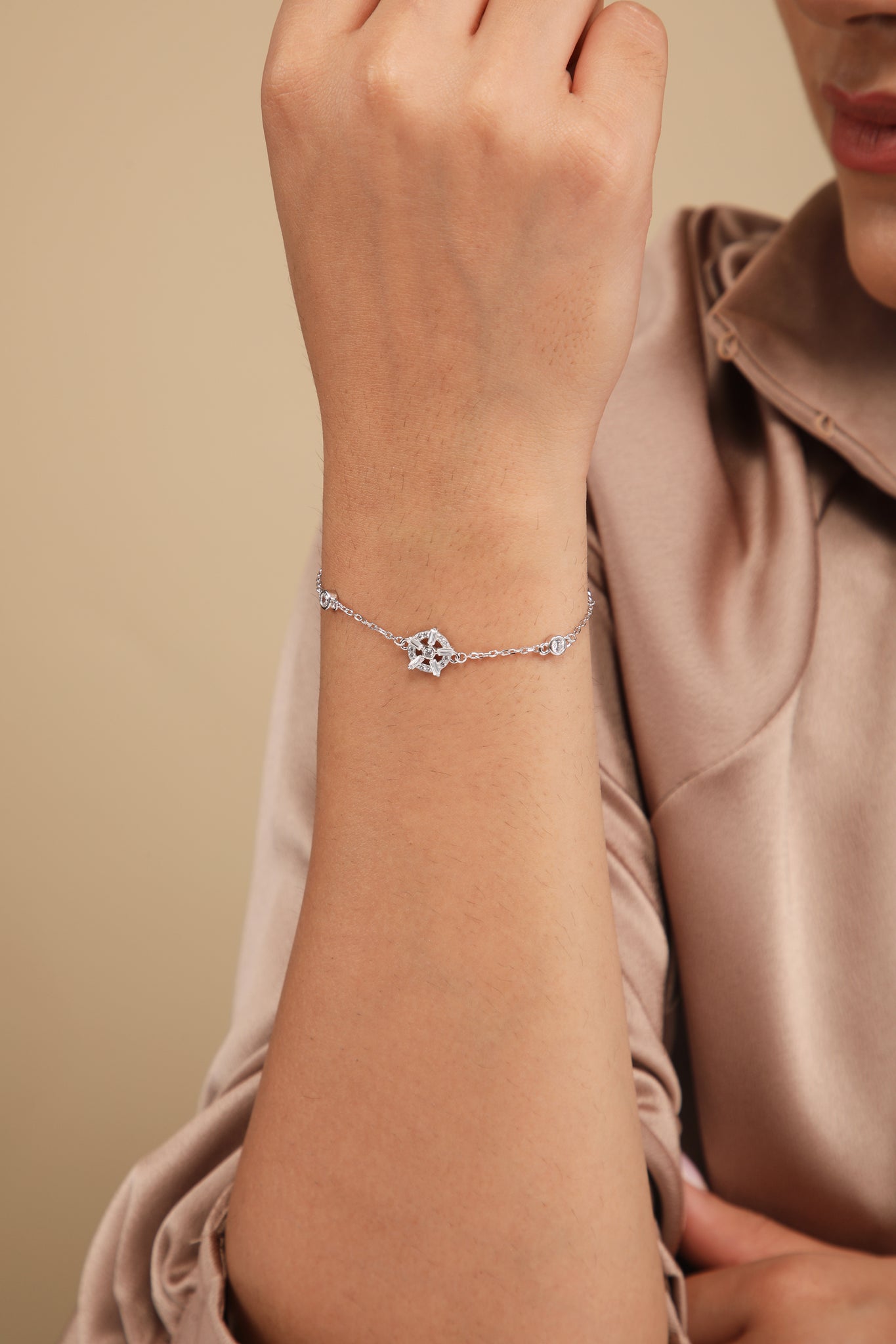 Silver Snowflake Sparkle Bracelet