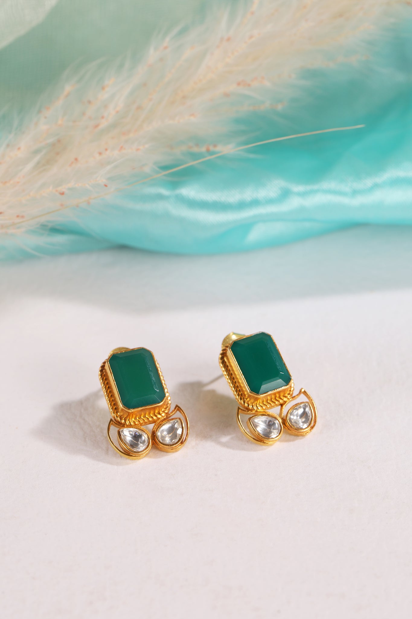 Parnika Green Stud earring