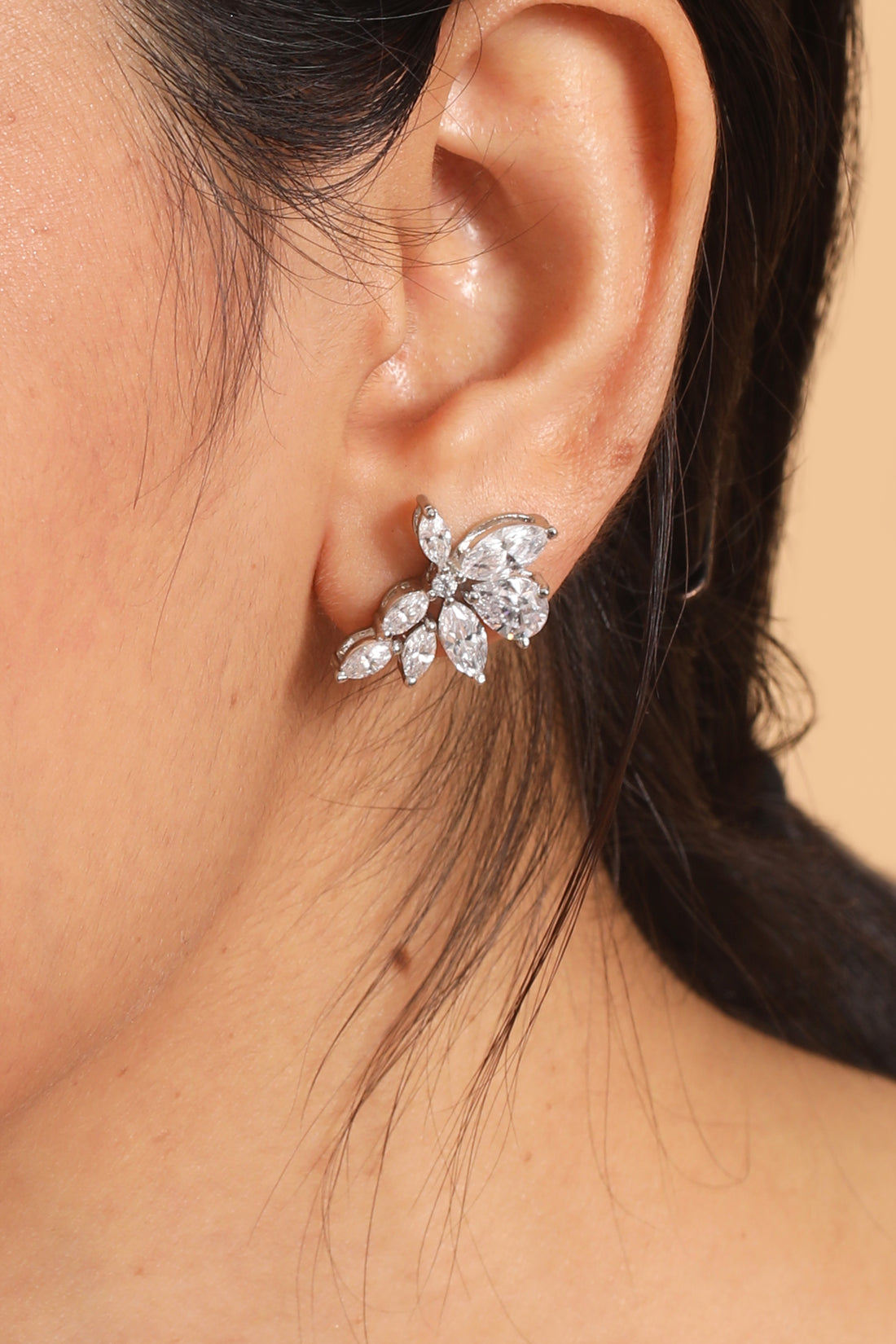 Vanya Cocktail Silver Earring