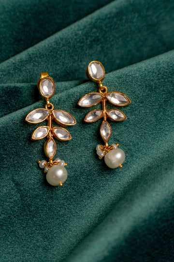 Pankhuri Handcrafted Pearl Earring